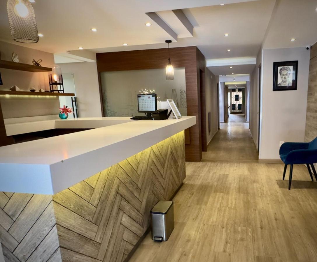Hotel Monarca メキシコシティ エクステリア 写真