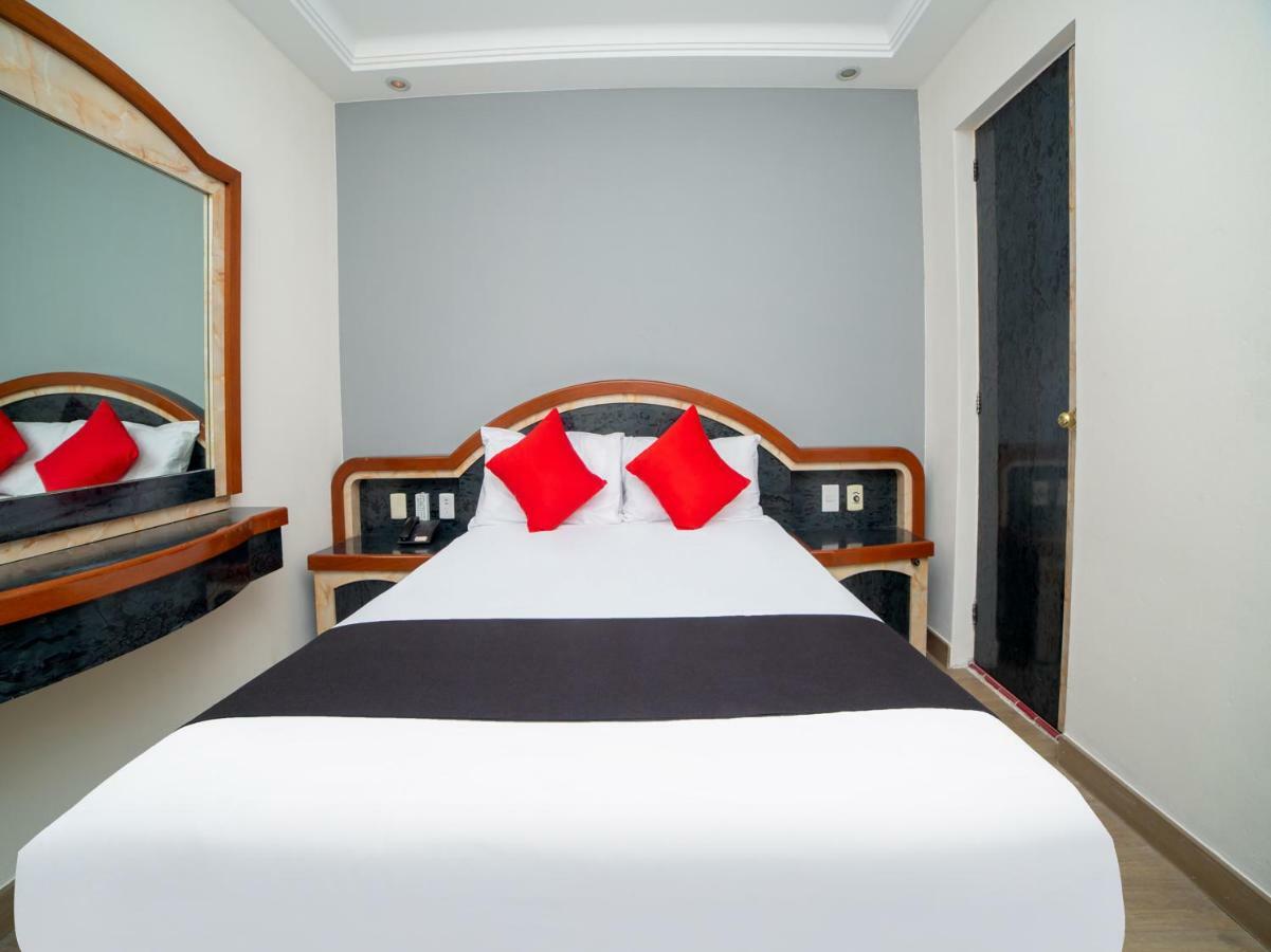 Hotel Monarca メキシコシティ エクステリア 写真